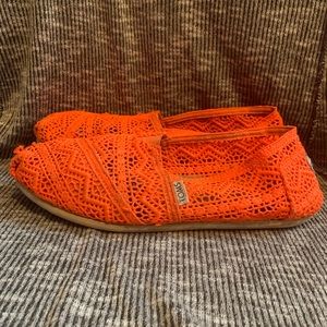 Toms size 8.5